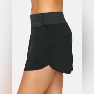 Outdoor Voices Hudson Skort in Black